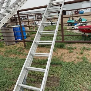 Aluminum extension ladder