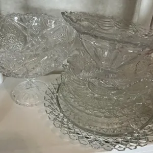 Clear Glassware - Bring Boxes