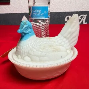 Westmoreland Milk Glass covered dish - Hen on