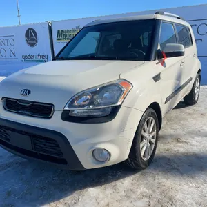 2013  Kia  Soul  2.0L 4u Luxury 4dr Crossover