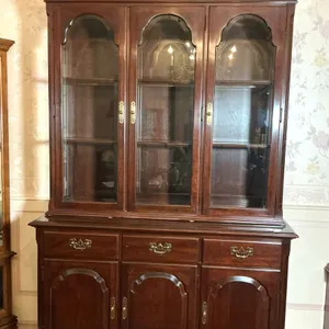Ethan Allen Dining Room Hutch