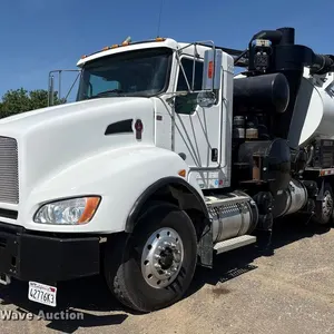 2019 Kenworth T400 hydrovac truck