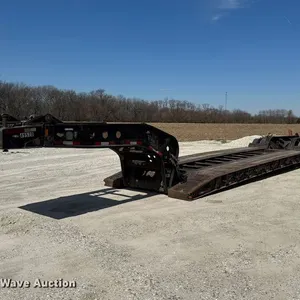 2009 Fontaine Magnitude 55H 26 lowboy equipment trailer
