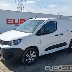 2022 Peugeot Partner Professional 
