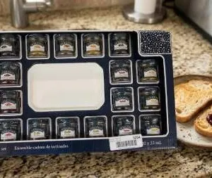St. Dalfour Fruit Spreads Gift Set, 20 x 22 mL