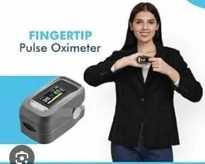 Fingertip Pulse Oximeter with Two-Color OLED Display