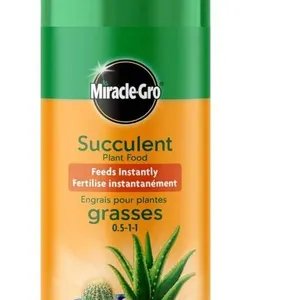 Lot of 9 Miracle-Gro Succulent Plant Food 236 mL (8 fl oz) Liquid
