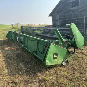 John Deere 224 - 24' Header 
 UNRESERVED