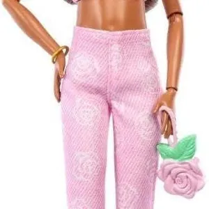 NEW $30 BARBIE  Deluxe Style