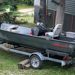 16’ Aluminum Boat package , 30 HP Honda motor (GST 5% & PST 7% charged) **** Trailer SN. 003962.**** Previous Owner Selmar Edwardsen
