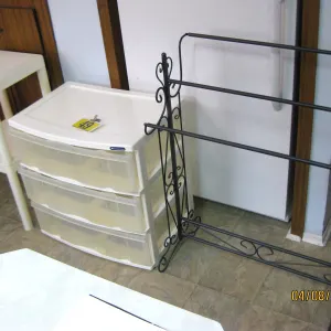 Cupboard, Quilt Rack