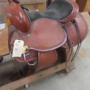 New Country Legend Western Saddle, 15½" Wide – Some Damage