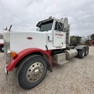 '03 Peterbilt 378 Truck