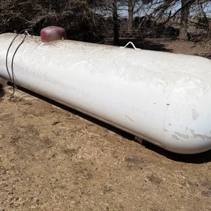 1000 Gallon Propane Tank
