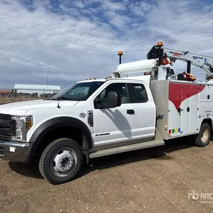 2018 Ford F-550 XL 4x4 Extended Cab Service Truck