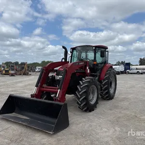 2015 Case IH Farmall 90C 4WD Tractor
