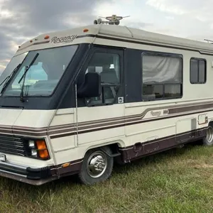 1989 28’ Triple e Regency S/A Motor Home, 131,106 Showing, VIN:1GBJP37W4K3313263, Owner: McCarthy Contracting Inc, Seller: Fraser Auction Service ____
