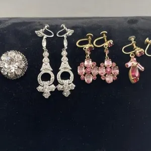 Vintage Costume Jewel Toned Rhinestone Earrings