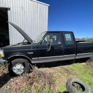 1996 Ford F250 XLT - 4x4 - Gas