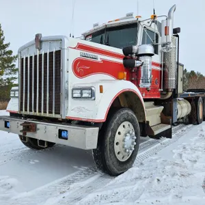 HEAVY DUTY OILFIELD WINCH TRUCK : 1988 Kenworth W900B