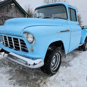 CLASSIC TRUCK : 1956 Chevy 3100 Stepside