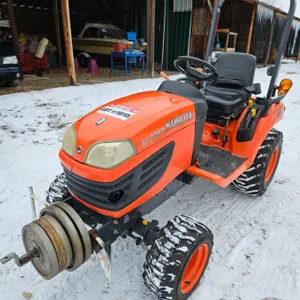Utility Tractor : 2009 Kubota BX2360 : Diesel : 4WD : ROPS