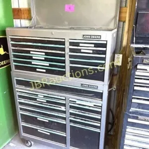 JOHN DEERE STACKING TOOL BOX WITH KEYS!