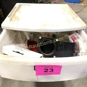 PLASTIC DRAWER W CONTENTS