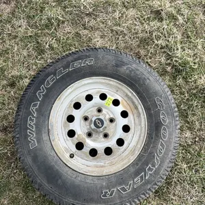 (1) 235/75R15 Tire on 5 Bolt Aluminum Chevy Rim