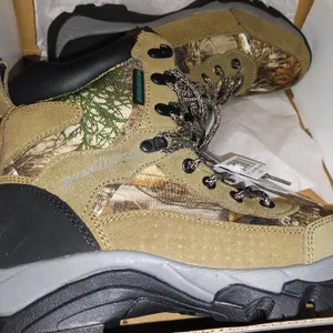 Winchester Hunting Boots, Size 8 (Pair)