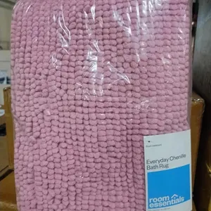 Pink Crepe Chenille Bath Rugs, 3(8)