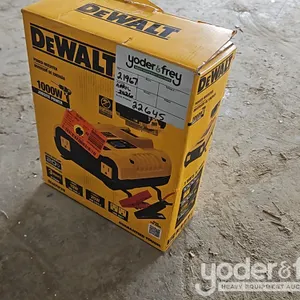DeWalt 1000W Power Inverter 