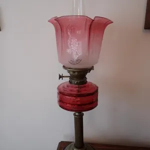 Cranberry Oil Lamp with Shade