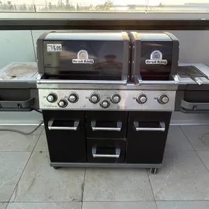 Broil King 9577-47 Natural Gas BBQ
 UNRESERVED