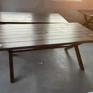 Table (39'' x 75'')
 UNRESERVED