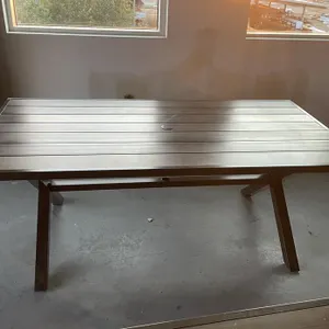 Table (39'' x 75'')
 UNRESERVED