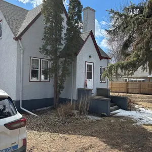 House to be moved *OPEN HOUSE APRIL 21 4-7pm*