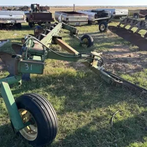 John Deere 3600, 6 Bottom Plow