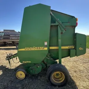 John Deere 567 Baler