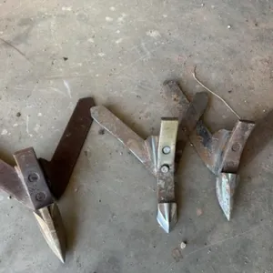 65+/- Chisel Spike Sweeps