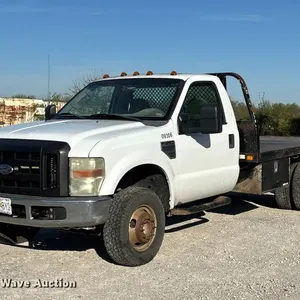 2009 Ford F350 flatbed pickup truck