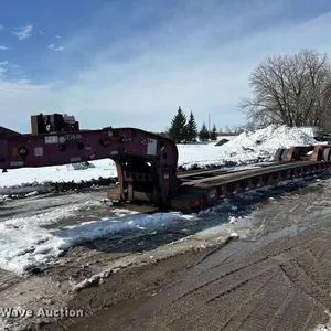 2004 Fontaine lowboy equipment trailer