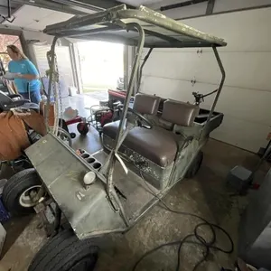 Elec Golf Cart w/Charger - Runs - Bed has Rust