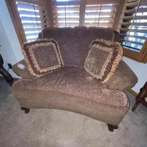 Mayo 4ft Loveseat