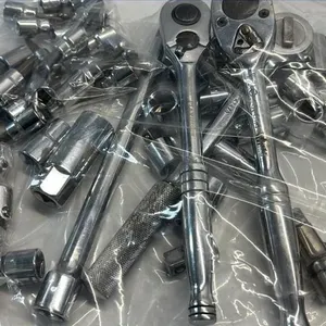 Large lot of sockets and ratchets socket attachme