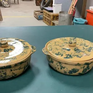 (2) REDCLIFF MEDALTA CASSEROLE DISHES