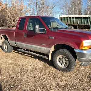 2001 Ford F250 Super Duty XLT Supercab Truck, 4x4, Auto, 7.3l Power Stroke Diesel, 391,837km, VIN 1FTNX21F51EC81345