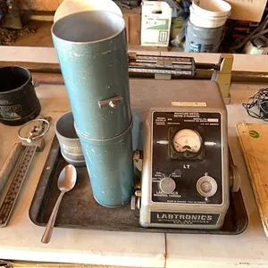 Grain Elevator Moisture Tester w/All Accessories, Probe & Hay Tester