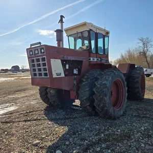 1975 INTERNATIONAL 4366 4WD TRACTOR