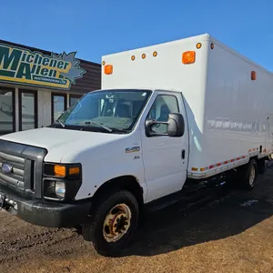 2010  Ford  E-Series  S/A  Cube Van
